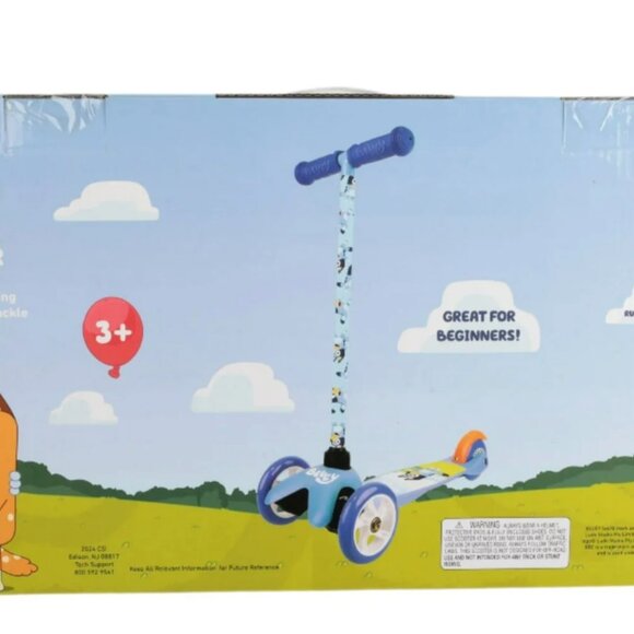Bluey 3 Wheel Tilt & Turn Scooter for kids - Picture 4 of 5